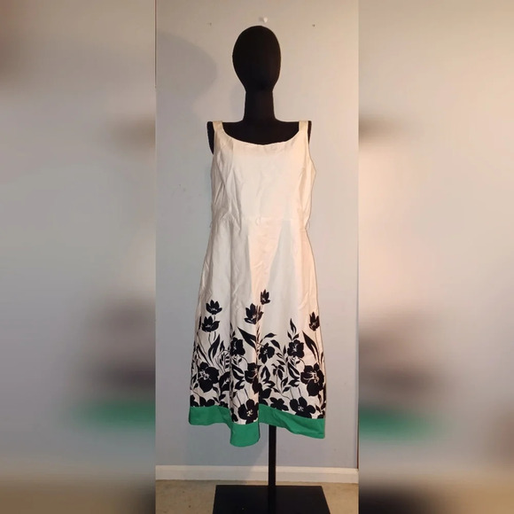 🍒 Dress Barn Halter Style Floral Dress - Picture 1 of 3